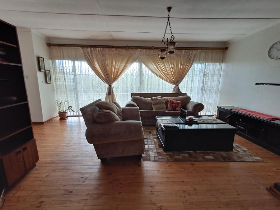 4 Bedroom Property for Sale in Vanes Estate Eastern Cape